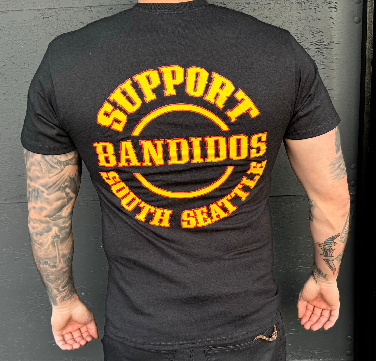 Double side support black shirt